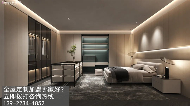 成品衣柜和定制衣柜哪個(gè)更好？成品衣柜和定制衣柜區(qū)別